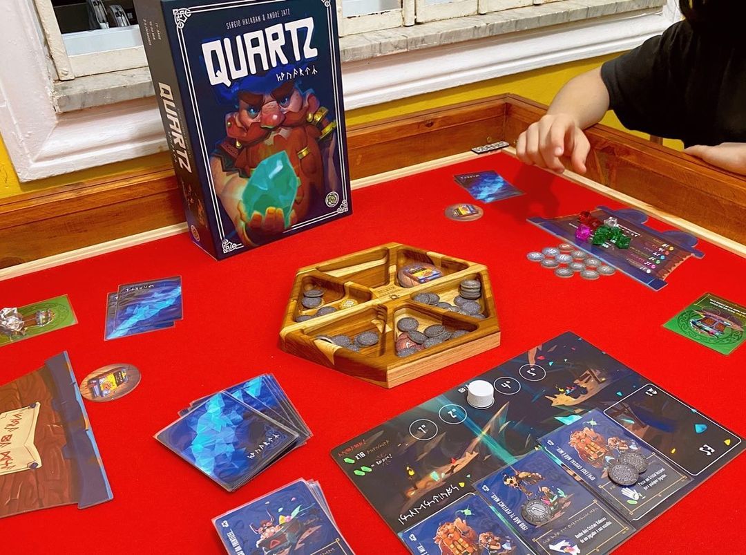 Jogo Quartz: O Jogo de Cartas