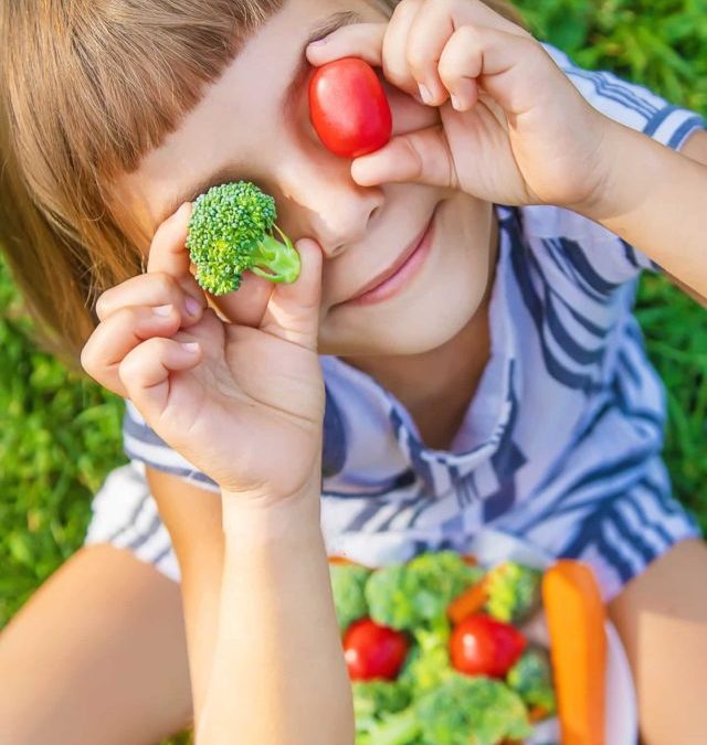 child-eats-vegetables-broccoli-and-carrots-select-2022-06-23-16-20-51-utc